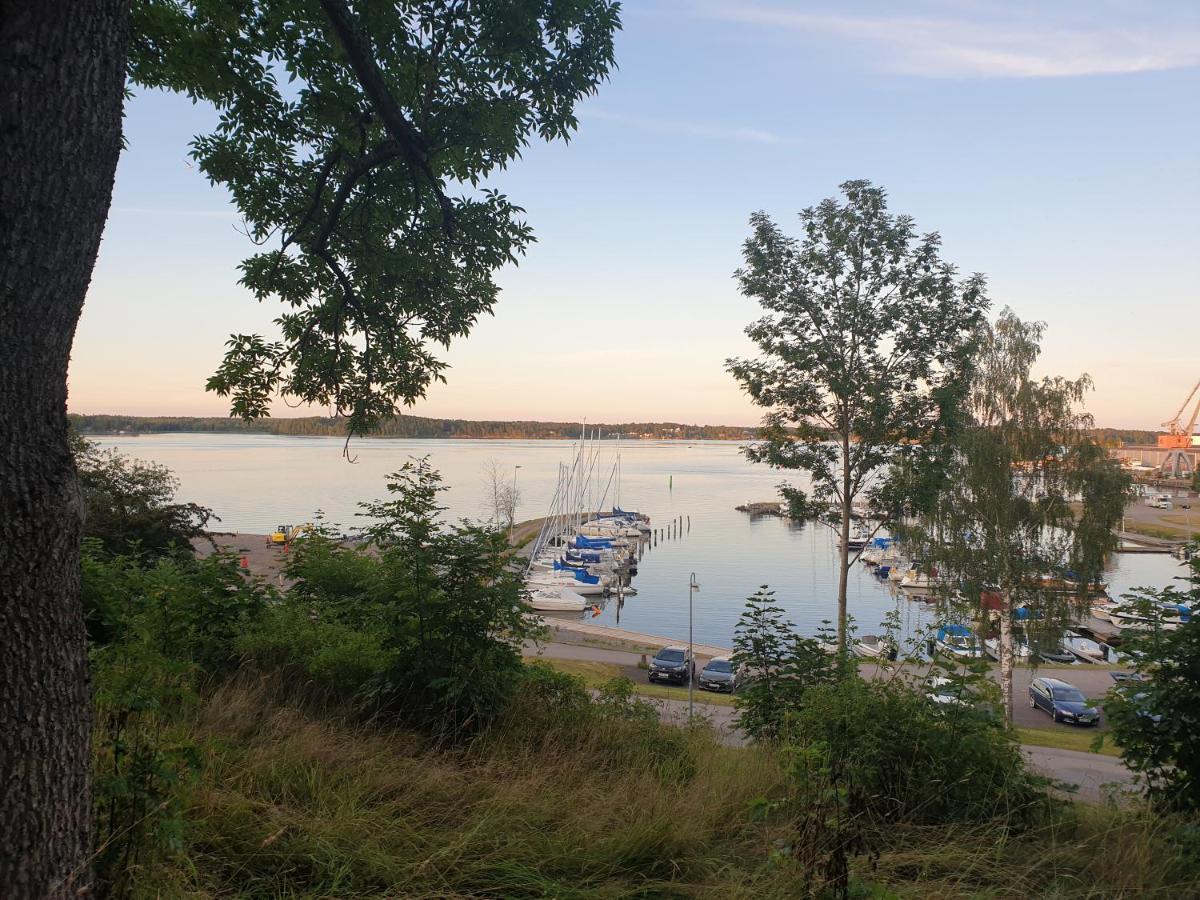 Soenerna Pa Nordgrenska Semesterboende 12B Омоль Экстерьер фото